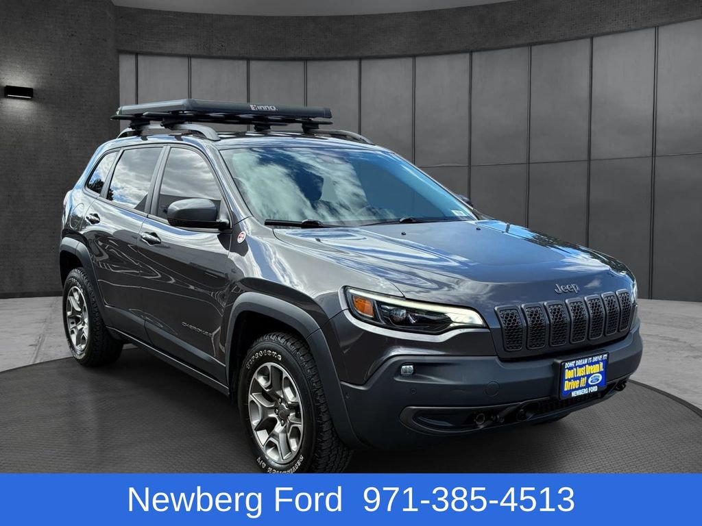 Used 2020 Jeep Cherokee Trailhawk AWD/4WD image 3