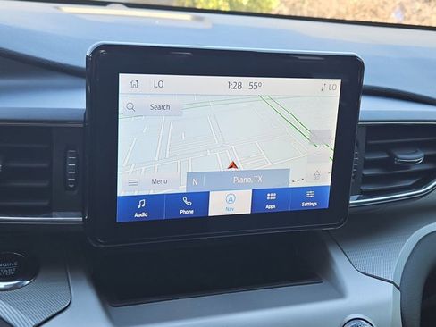 Certified 2022 Ford Explorer XLT w/ Equipment Group 202A image 13