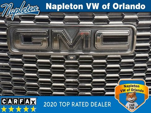 Used 2023 GMC Yukon Denali image 3