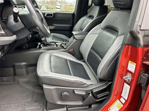Certified 2023 Ford Bronco Black Diamond image 30