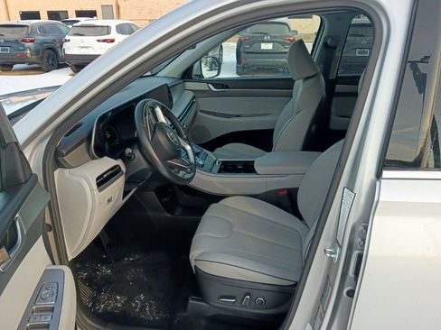 Used 2024 Hyundai Palisade SEL image 3