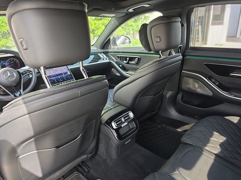 Used 2023 Mercedes-Benz S 580 4MATIC Sedan w/ AMG Line image 18