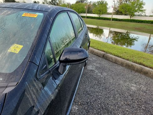 Used 2023 Toyota Corolla LE image 27