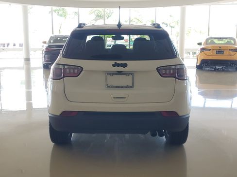 Used 2020 Jeep Compass Altitude image 9