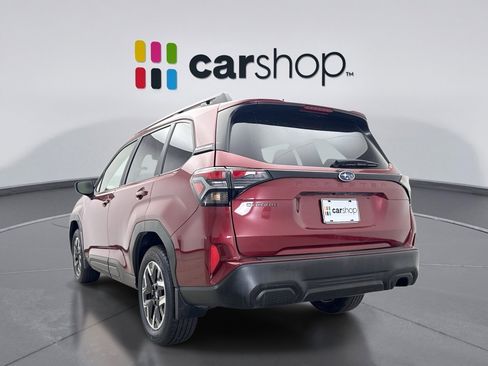 Used 2025 Subaru Forester Premium AWD/4WD image 3