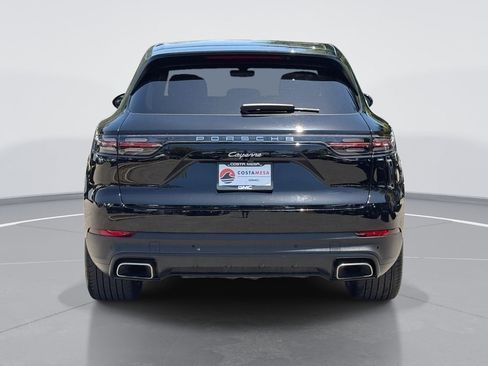 Used 2023 Porsche Cayenne AWD/4WD image 4