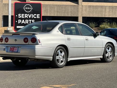 Used 2005 Chevrolet Impala SS w/ Sun And Sound Package image 3