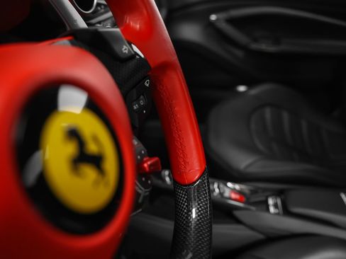 Certified 2020 Ferrari F8 Tributo RWD image 53