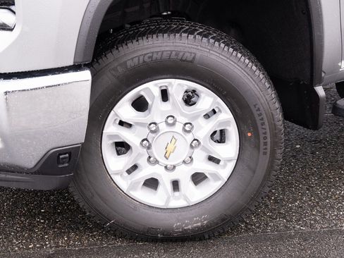 New 2026 Chevrolet Silverado 3500 LTZ w/ LTZ Convenience Package image 24