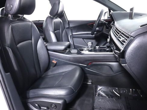 Used 2018 Audi Q7 3.0T Prestige w/ Prestige Package AWD/4WD image 47