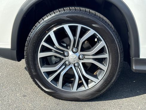 Used 2019 Mitsubishi Outlander Sport SE AWD/4WD image 6