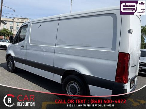 Used 2023 Mercedes-Benz Sprinter 2500 image 4