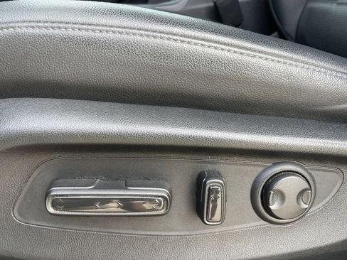 Used 2026 Honda CR-V EX-L image 25