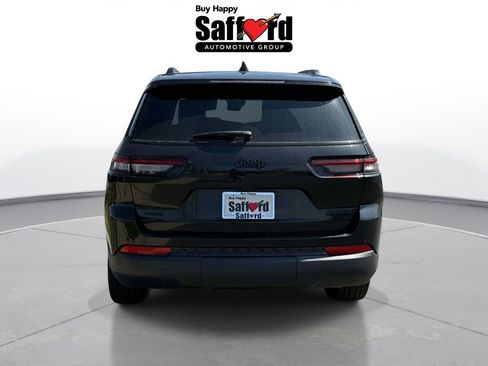 Certified 2025 Jeep Grand Cherokee L Limited w/ Black Appearance Package AWD/4WD image 7