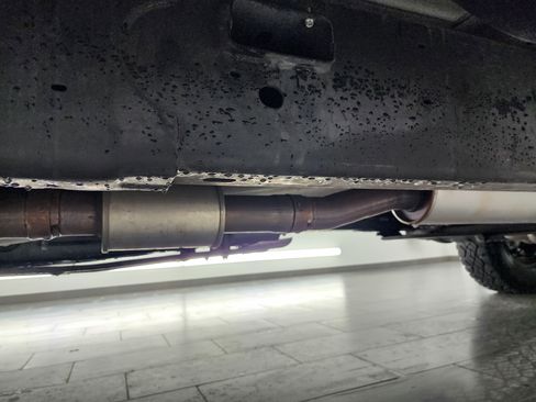 Used 2020 Ford F350 Lariat image 24