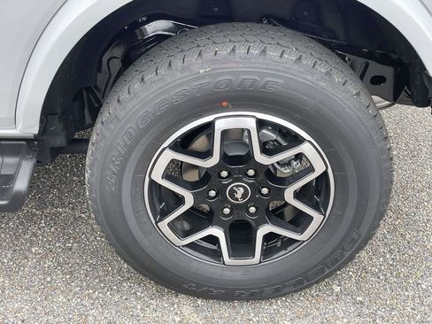 New 2026 Ford Bronco Outer Banks AWD/4WD image 9
