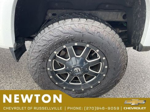 Used 2017 Chevrolet Colorado LT w/ Luxury Package, Chrome AWD/4WD image 19