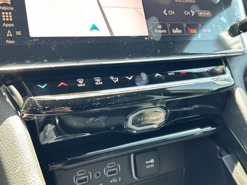 New 2026 Jeep Grand Cherokee Limited AWD/4WD image 41