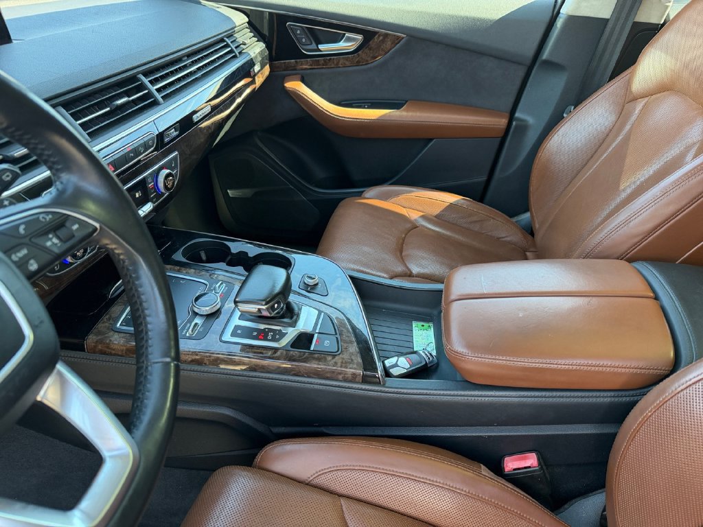 Used 2018 Audi Q7 3.0T Prestige AWD/4WD image 12