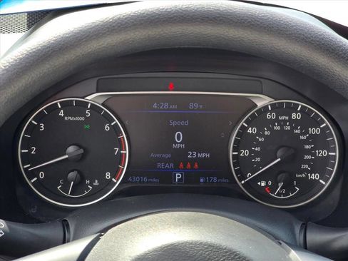 Used 2025 Nissan Altima 2.5 SV FWD image 7
