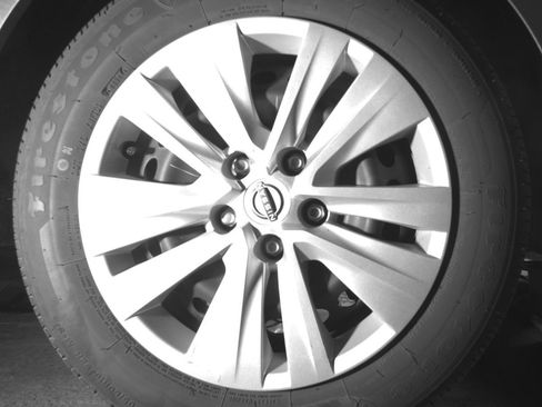 Used 2025 Nissan Sentra S FWD image 15