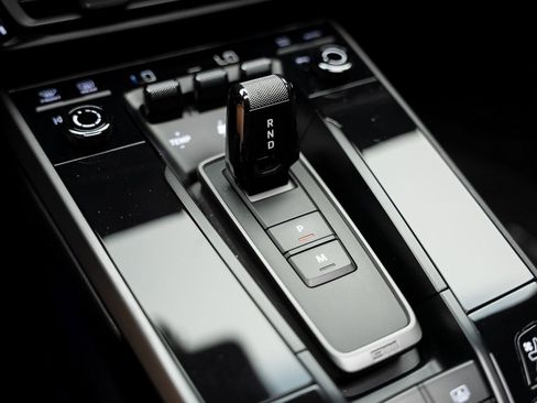 Used 2022 Porsche 911 Carrera S image 52