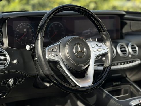 Used 2018 Mercedes-Benz S 560 Cabriolet image 19