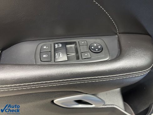 Used 2018 Dodge Challenger R/T Scat Pack image 29