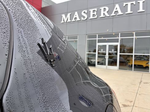 Used 2023 Maserati Grecale Modena image 12