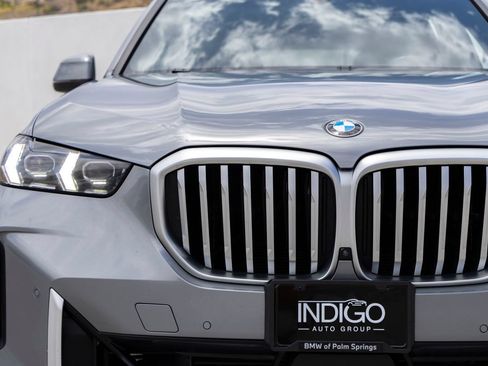 Used 2024 BMW X5 xDrive40i w/ Premium Package AWD/4WD image 9