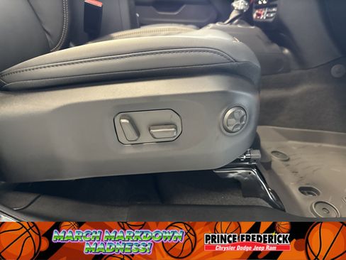 New 2025 Jeep Wrangler Unlimited Rubicon 392 image 17