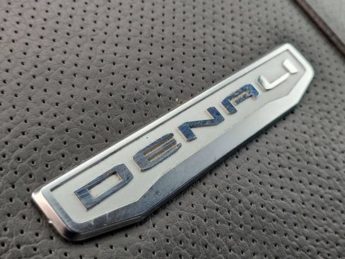 Used 2024 GMC Sierra 2500 Denali w/ Technology Package AWD/4WD image 24