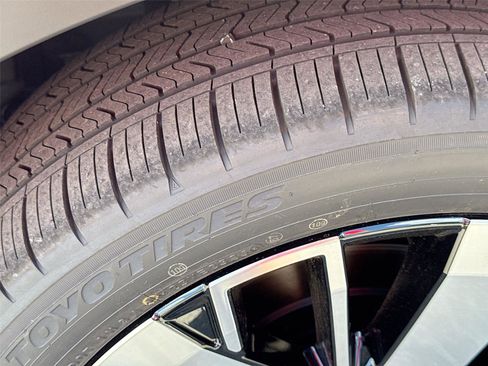 New 2026 Mitsubishi Outlander SEL image 39