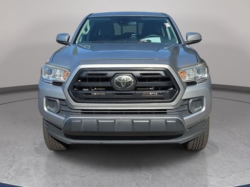 Used 2019 Toyota Tacoma SR w/ SR Convenience Package RWD image 4
