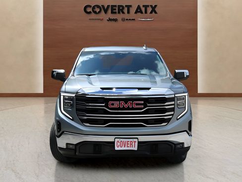 Used 2025 GMC Sierra 1500 SLT AWD/4WD image 8