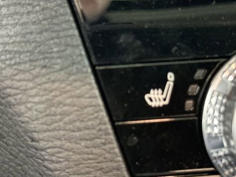 Used 2023 Mitsubishi Outlander SEL AWD/4WD image 18
