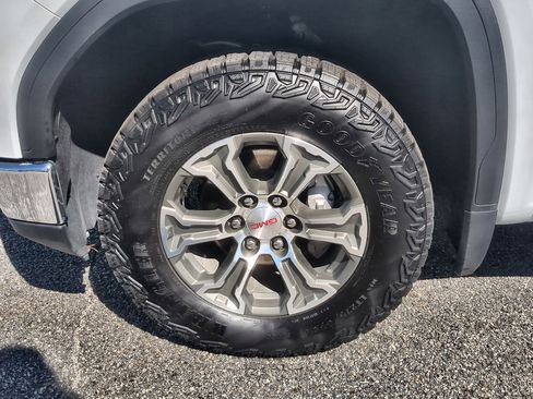 Used 2025 GMC Sierra 1500 Pro w/ Pro Value Package AWD/4WD image 31