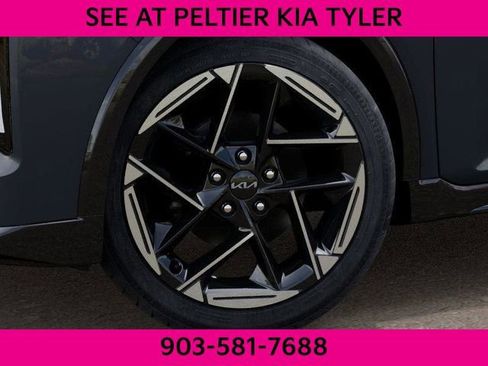 New 2025 Kia K4 GT-Line image 10