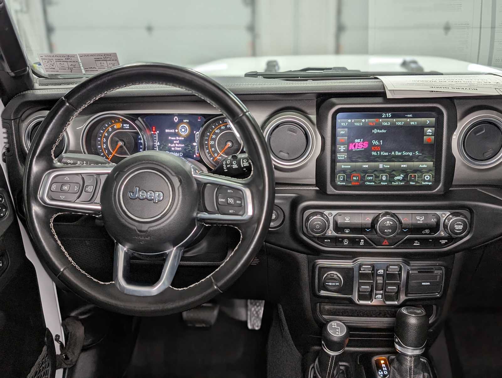 Used 2022 Jeep Wrangler Unlimited Sahara AWD/4WD image 5