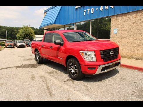 Used 2023 Nissan Titan SV RWD image 1