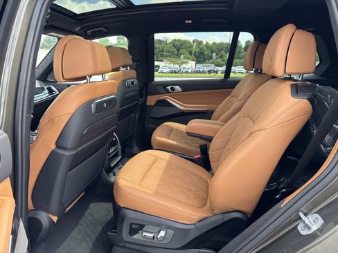 New 2027 BMW X7 xDrive40i w/ Executive Package AWD/4WD image 15