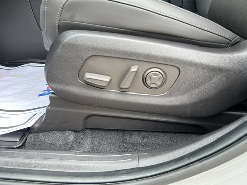 New 2026 Kia Carnival EX image 22