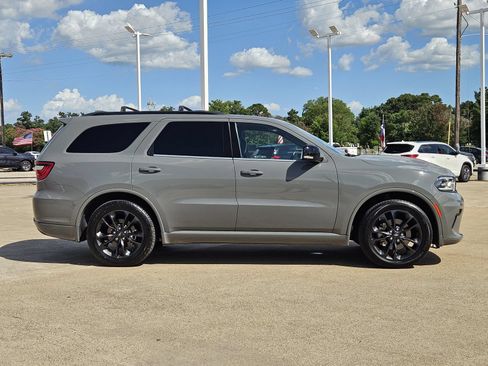 Used 2022 Dodge Durango GT RWD image 7
