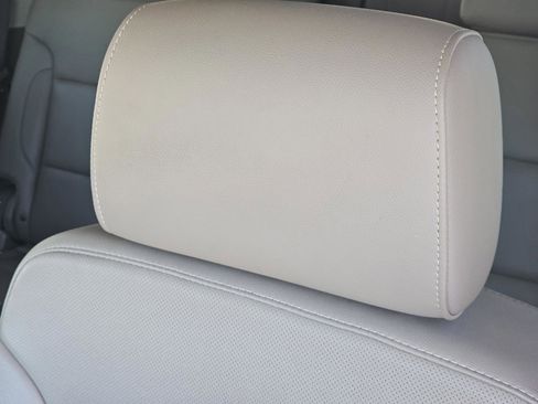 Used 2017 GMC Yukon SLT w/ Open Road Package image 15