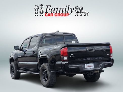 Certified 2023 Toyota Tacoma SR AWD/4WD image 3