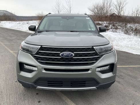 Used 2020 Ford Explorer XLT w/ Equipment Group 202A image 33