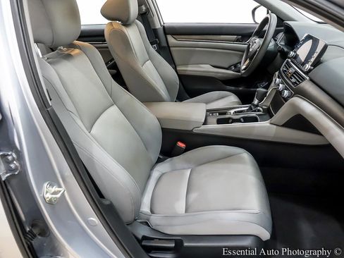 Used 2020 Honda Accord LX image 30