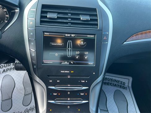 Used 2015 Lincoln MKZ w/ Equipment Group 101A Select FWD image 16