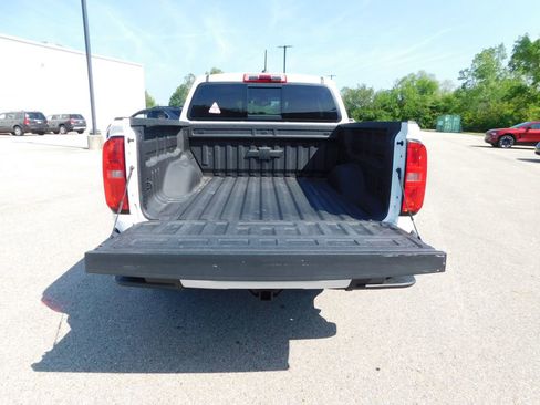 Used 2022 Chevrolet Colorado LT w/ LT Convenience Package RWD image 7
