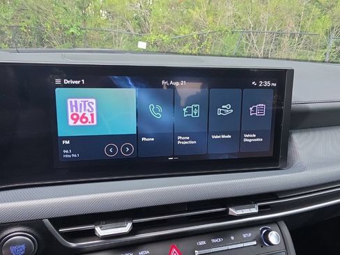 Used 2025 Hyundai Sonata SEL FWD image 23